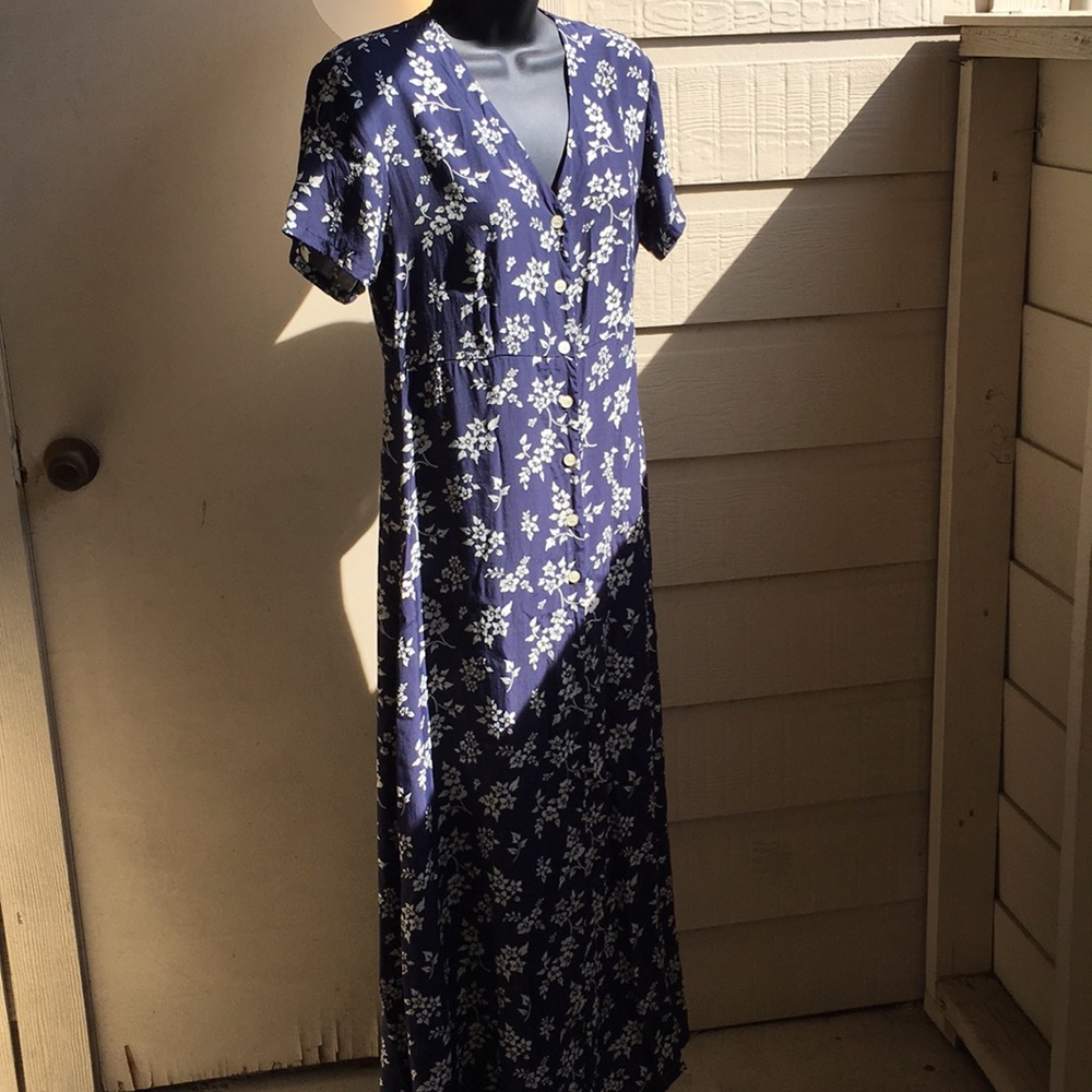 Very 90s button front slit dress